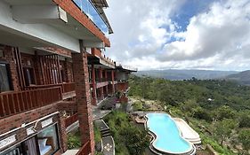 Caldera Hotel & Restaurant